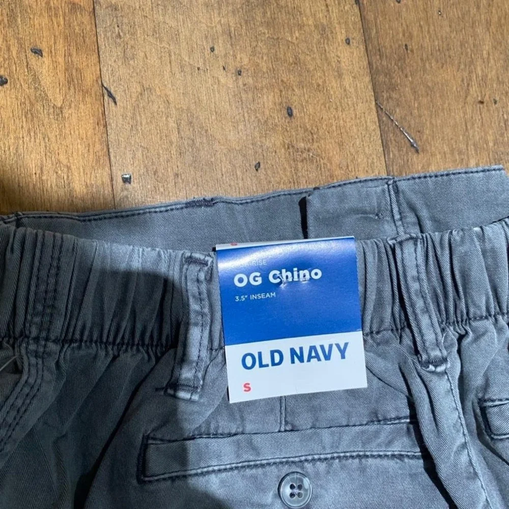 Old Navy Grey shorts‎ size S
